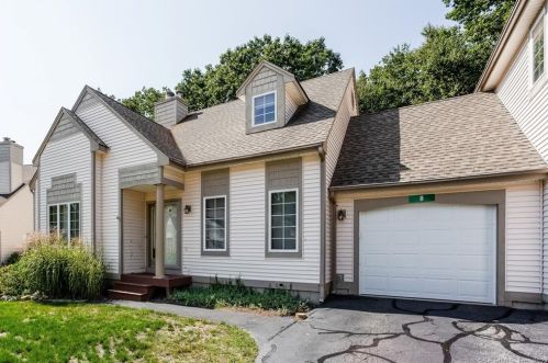 8 River Rd, Hebron, CT 06248-1430