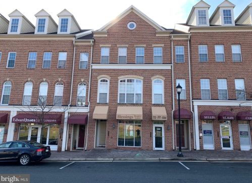 4815 Dashiell Pl, Woodbridge, VA 22192-8310
