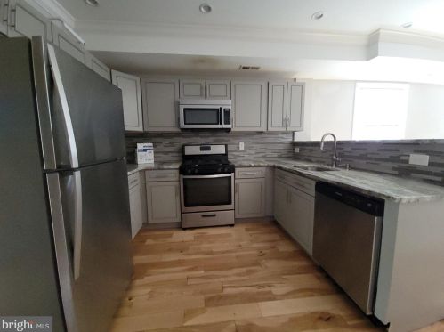 1218 51st St, Philadelphia PA  19143-4305 exterior