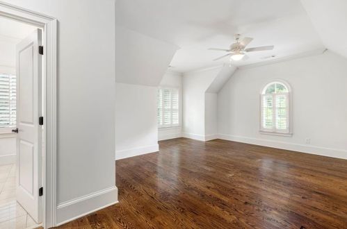 4000 Arden Way, Atlanta GA  30342-3948 exterior