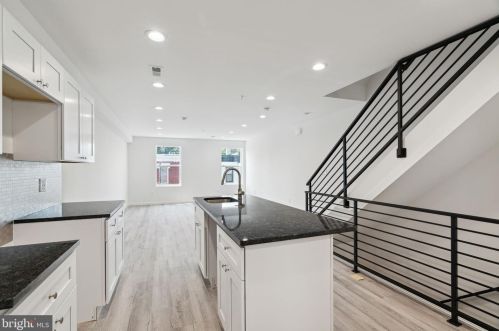 2543 11 St, Philadelphia PA  19133-1413 exterior