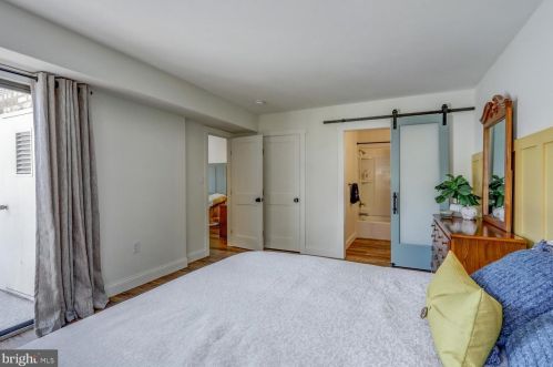 189 Valleybrook Dr, Lancaster PA  17601-4620 exterior