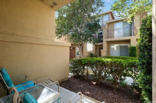 7895 Menton Ave, Anaheim CA  92808-1556 exterior