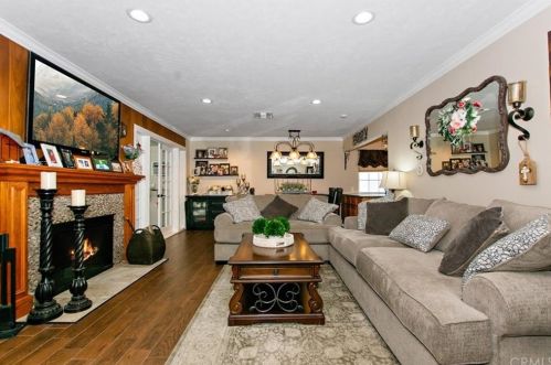 1370 3rd Ave, Upland, CA 91786-3228