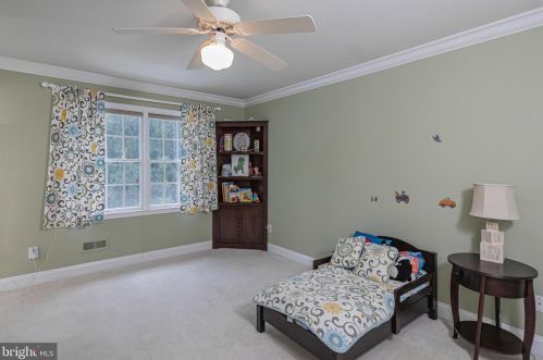 54 Ettl Cir, Princeton NJ  08540-2327 exterior