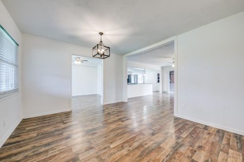 9930 Cloister Dr, Dallas TX  75228-3617 exterior