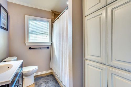 4333 Locke Ave, Fort Worth TX  76107-5410 exterior