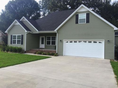 108 Woodridge Dr, Tullahoma, TN 37388-8876