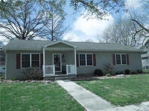209 Spruce St, Coalton, IL 62075-1239