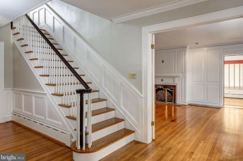 104 Treaty Elm Ln, Tavistock NJ 08033-3413 exterior