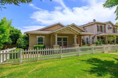 547 Valley View Dr, Valley Home, CA 95361-2766