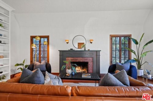 1212 Cedar St, Glendale CA  91207-1427 exterior