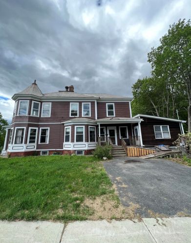 34 High St, Unity, NH 03773-1950