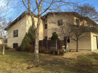694 19th St, Dickinson, ND 58601-2972