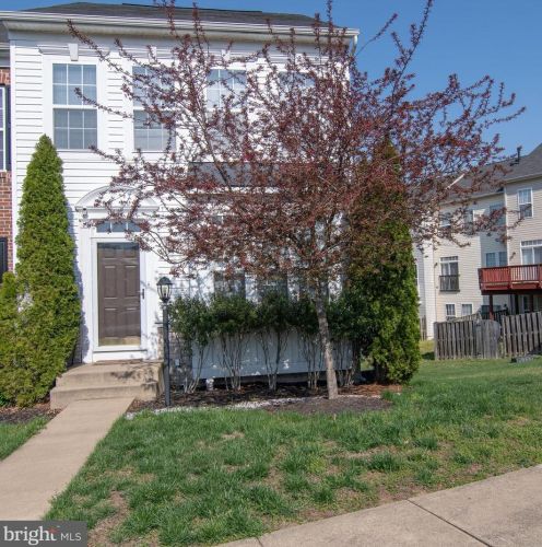 15402 Elizabeth Burbage Loop, Woodbridge VA  22191-4137 exterior