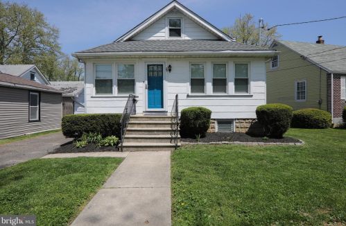 25 Eden Ave, Camden, NJ 08107-1527