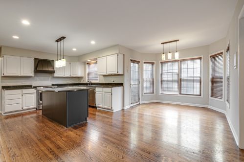 2418 Steeplechase Ct, Spring Grove, IL 60081-8067
