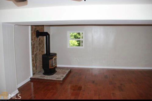 3795 Admiral Dr, Atlanta GA  30341-2223 exterior