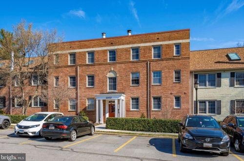 2202 Washington Ave, Silver Spring MD  20910-2611 exterior