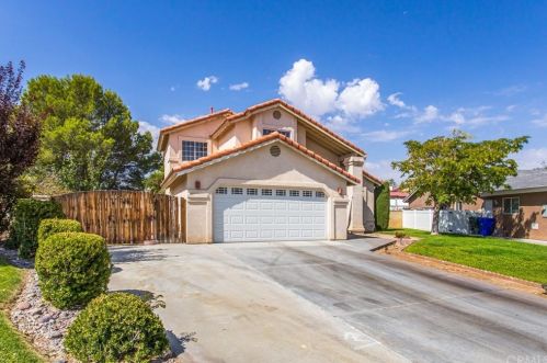 26450 Gem Ct, Helendale, CA 92342-7703