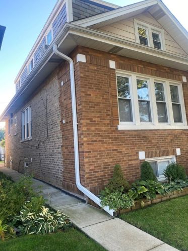 6229 Warwick Ave, Chicago, IL 60634-2517