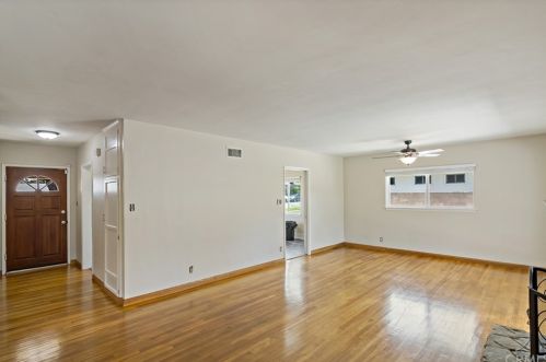 2832 David St, Riverside CA  92506-4299 exterior