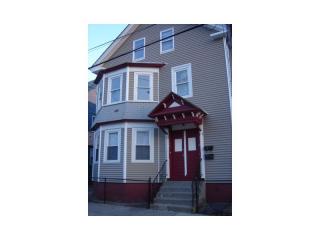 72 Bernon St, Providence, RI 02908-3720