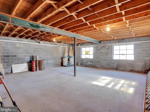 1407 Mount Hope Ave, Primrose PA 17901-1420 exterior