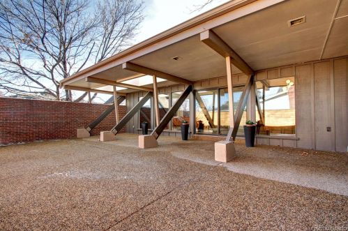 5031 Chester St, Englewood CO 80111-1330 exterior