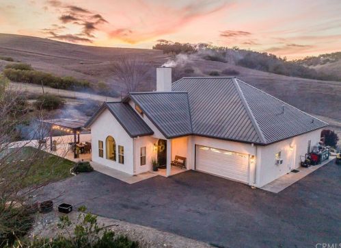 4647 Interlake Rd, Lake Nacimiento, CA 93426-9403
