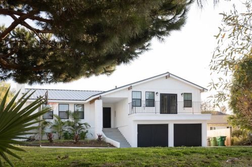 2215 California St, Oceanside, CA 92054-5709