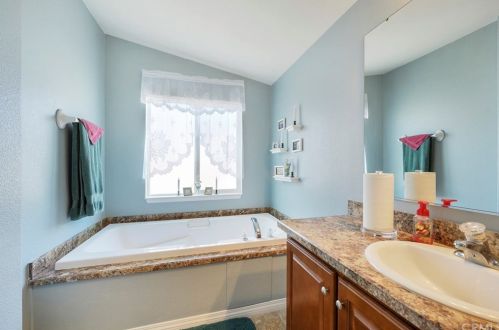 45 Maple Via, Anaheim CA  92801-1036 exterior