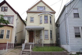 120 Washington Ave, Elizabeth, NJ 07202-3409