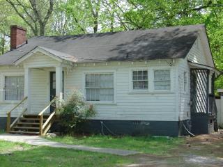 1107 Oakland Ave, Rome GA  30165-4009 exterior