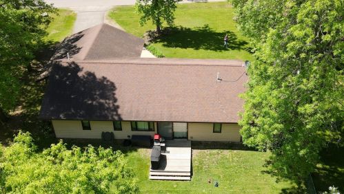 310 1st St, Hackensack, MN 56452-2513
