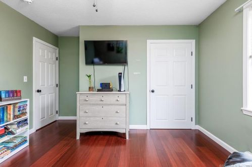 70 Pleasant View Dr, Killingly CT  06241-1213 exterior