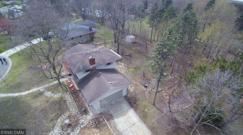 2382 Hillside Rd, Saint Paul MN  55110-5534 exterior