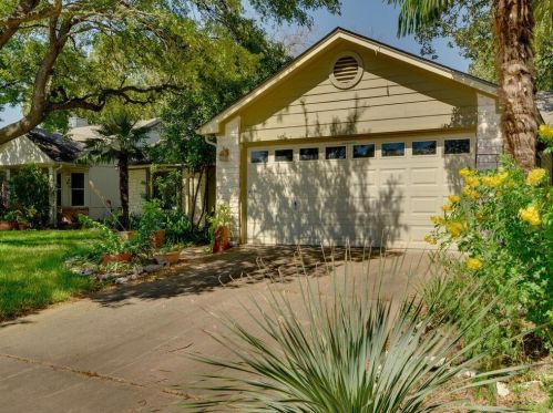 910 Calico Dr, Austin TX  78748-6492 exterior