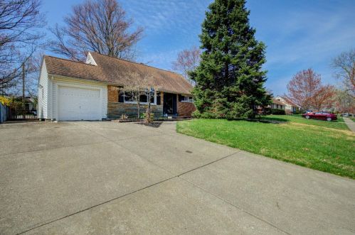 49 Hadley Rd, Cincinnati, OH 45218-1533