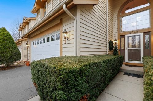 2055 Yellow Daisy Ct, Naperville, IL 60563-0234
