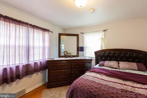 924 Rolridge Ave, Lancaster PA  17603-5739 exterior