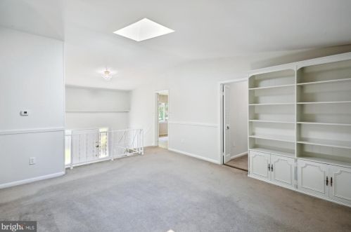 103 Claybrook Dr, Silver Spring MD 20902-3114 exterior