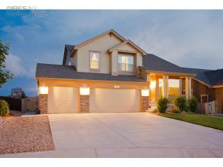 40 Cayuga St, Loveland, CO 80534-4649