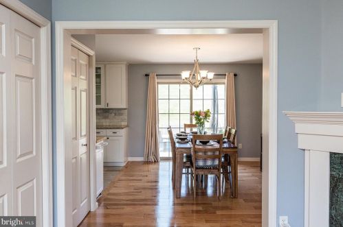 673 Royal Vw Dr, Lancaster PA  17601-2873 exterior