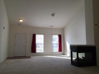 293 Joshua Glen Ln, Cary NC  27519-8764 exterior