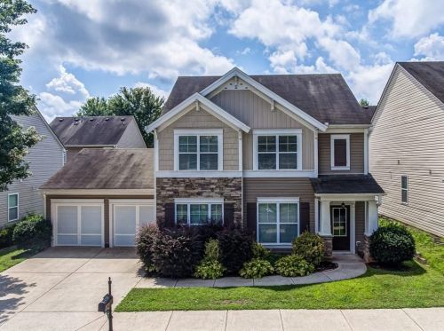 107 Plumeria St, Holly Springs, GA 30114-1261