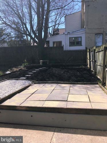 504 Chestnut St, Lancaster PA  17602-3019 exterior