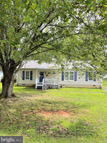 7007 Soulier Ln, Fredericksburg, VA 22407-6409