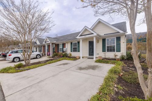 436 Flowing Creek Dr, Evans, GA 30809-6425