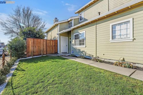 2002 Continental Ave, Hayward, CA 94545-1900